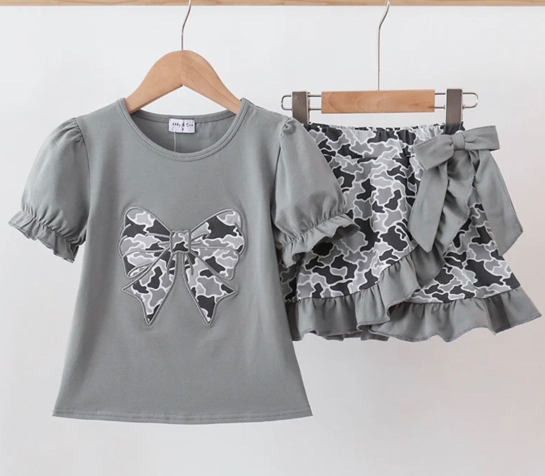 Camo bow skort set