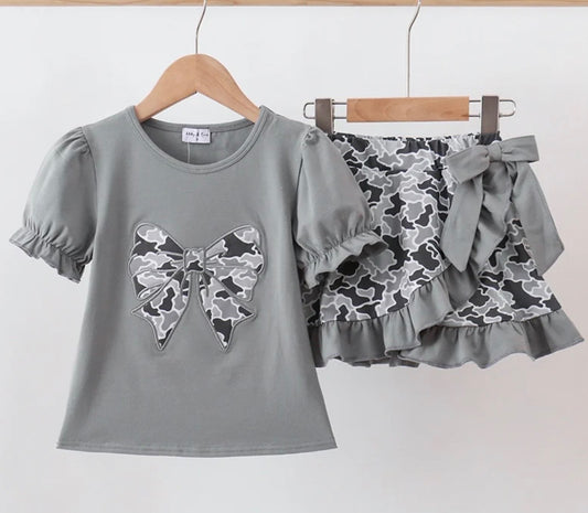 Camo bow skort set